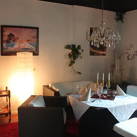 Pension Und Restaurant Die Burg Ehrenfriedersdorf Zewnętrze zdjęcie