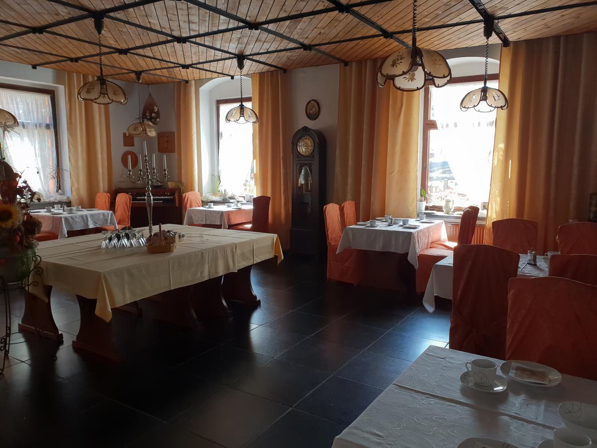 Und Restaurant Burg Hotel Ehrenfriedersdorf